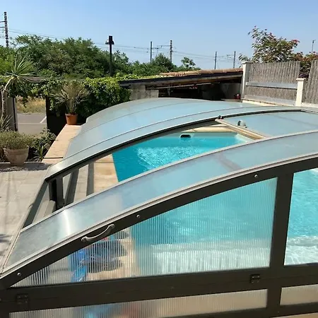 Jolie Avec Piscine Casa vacanze Gallargues-le-Montueux